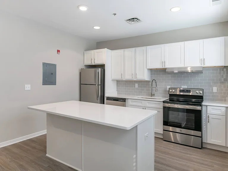 Flats at West Broad Village — Photo 15
