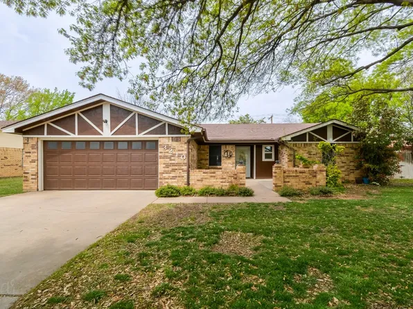 3210 Winterhawk Dr, Abilene, TX 79606