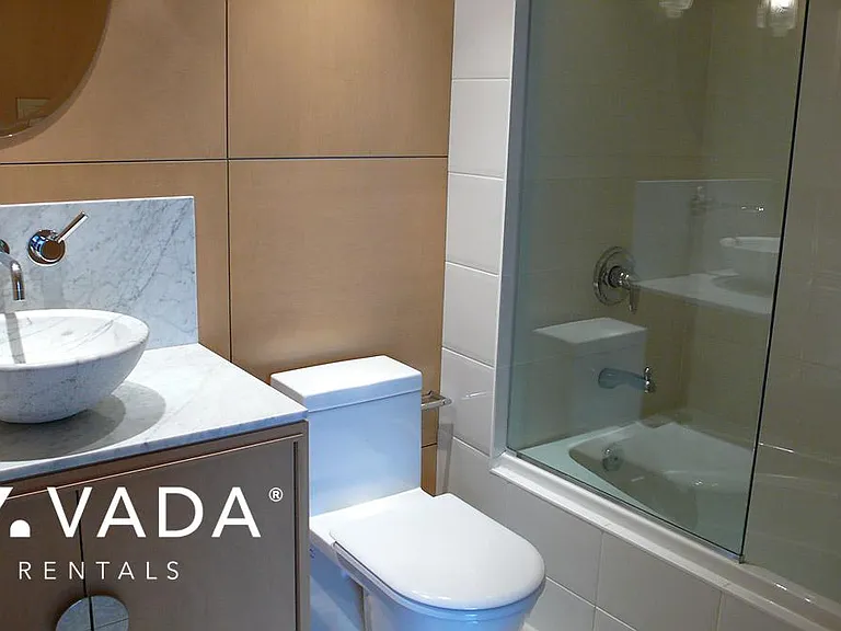 590 Nicola St #2304 — Photo 13