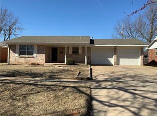 28 Ridgecrest Dr, Chickasha, OK 73018