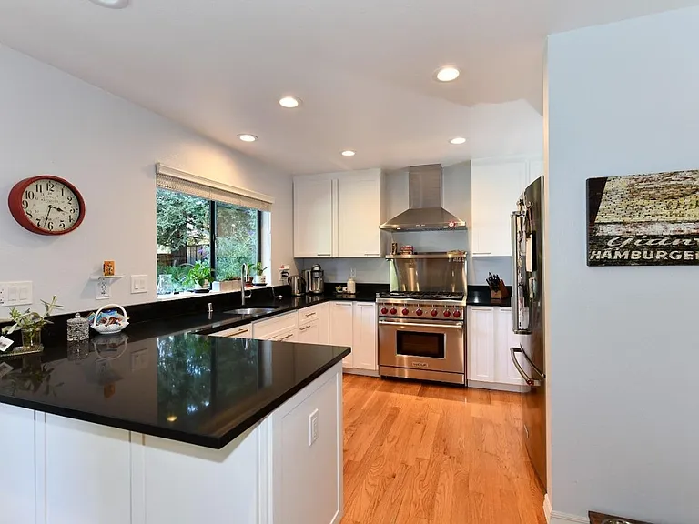 3489 Westminster Way — Photo 15