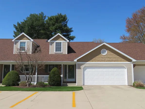 1425-4 Pembroke Cir, Goshen, IN 46526