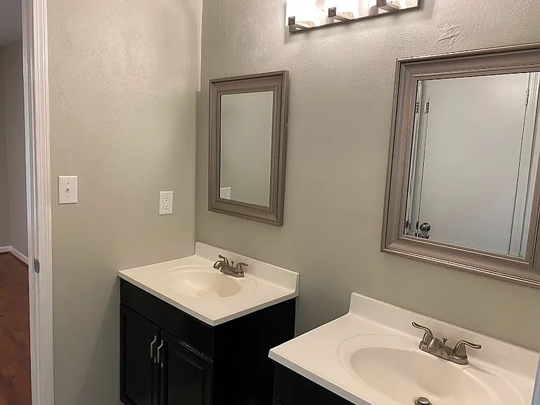 448 Oakland Rd #1 — Photo 14