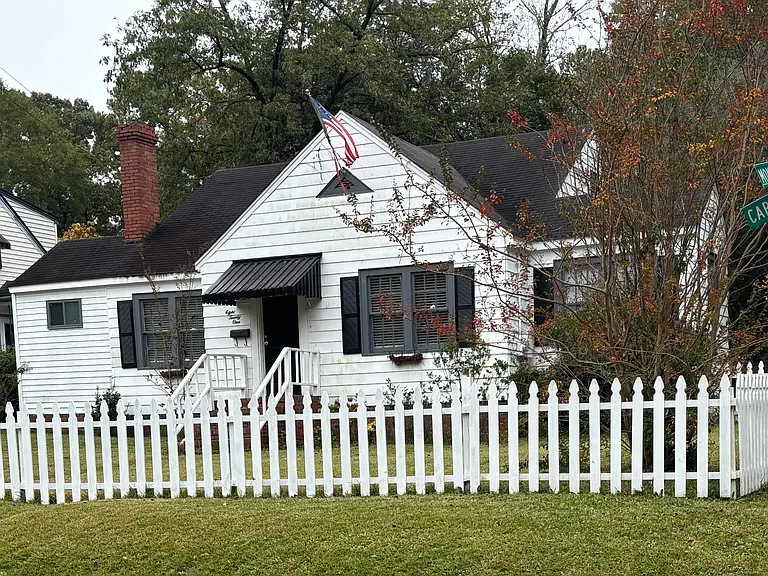 821 Carolina Ave — Photo 1