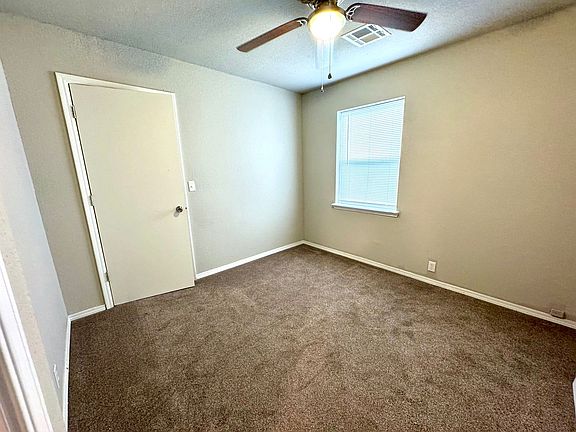 4th image of 1516 S 4th St