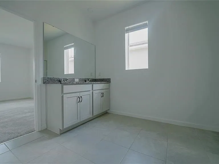 1194 Boardwalk Pl — Photo 4