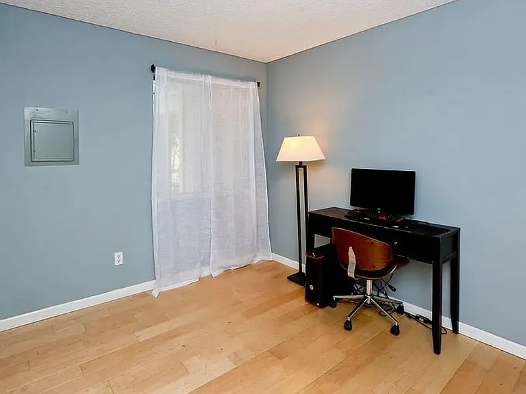 5348 Grasswood Cir — Photo 2