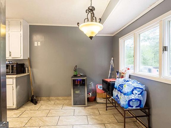 3rd image of 1535 Flat Shoals Rd SW