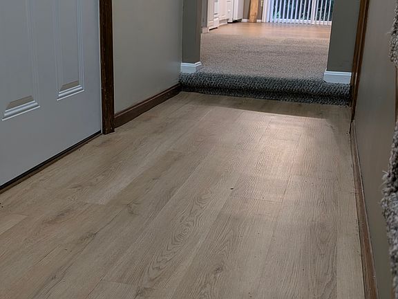 2nd image of 207 Glen Dr