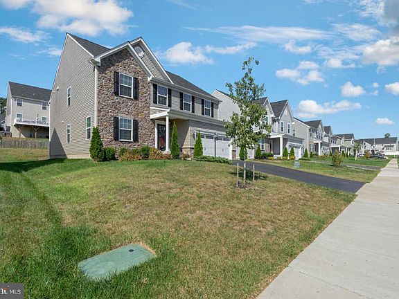 4th image of 49 Bayside Dr