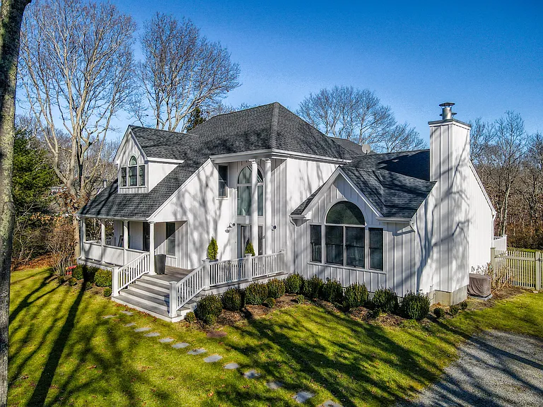 52 Woodruff Ln — Photo 9