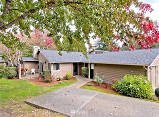 15910 NE 41st St, Redmond, WA 98052