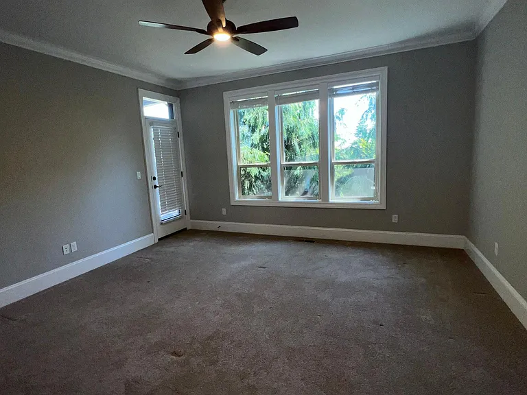 9706 SE Hillcrest Rd — Photo 42