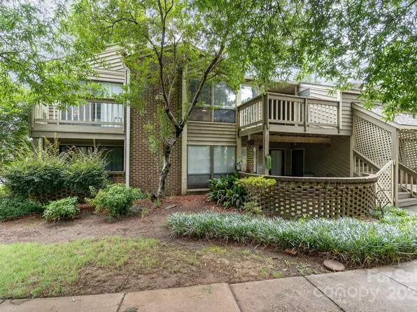 1600 Sharon Rd W APT 8, Charlotte, NC 28210