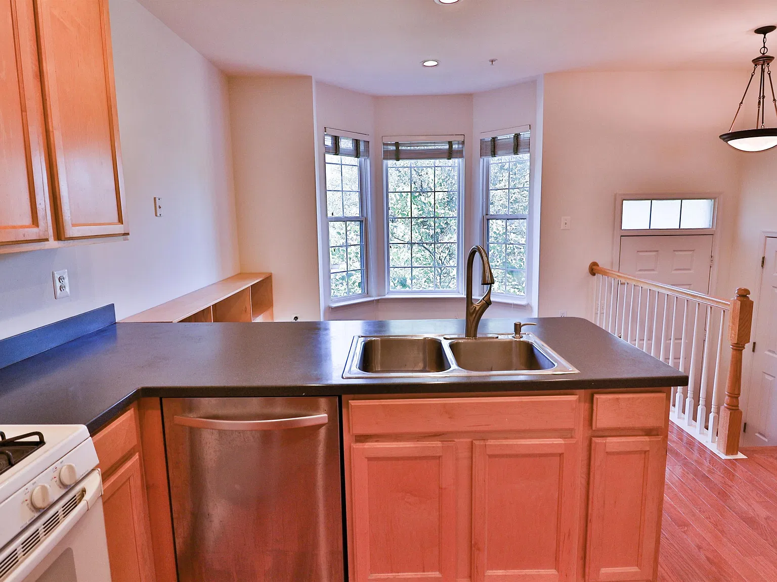 526 Redland Blvd, Rockville MD 20850 - 1 — Photo 4