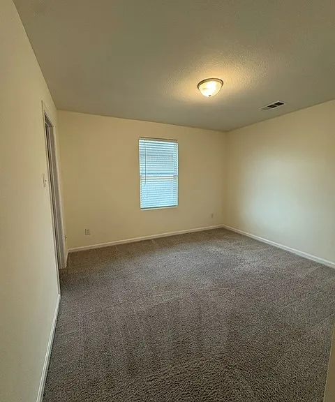 408 Forest St — Photo 10