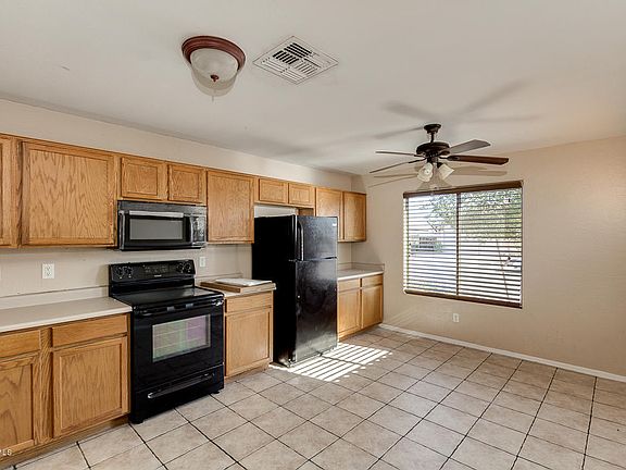 4th image of 2036 S 86th Ln