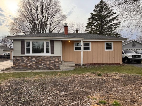 1128 Timmer Ln, Mount Pleasant, WI 53406