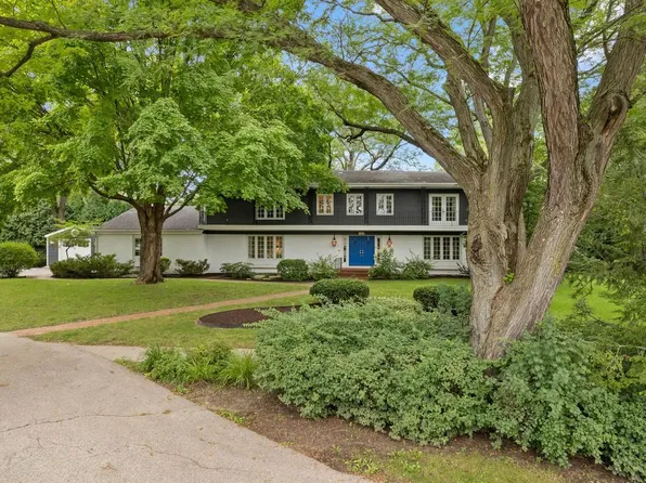 2010 Eastwood Avenue, Janesville, WI 53545