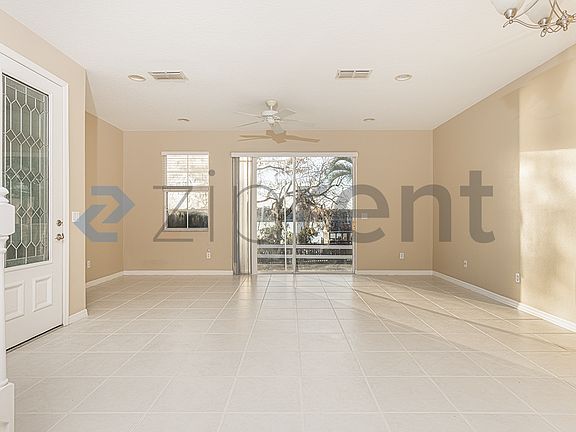 5th image of 10316 Fallsgrove St