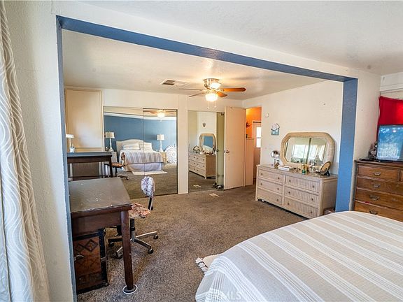 4th image of 1120 E Mission Rd Space 20