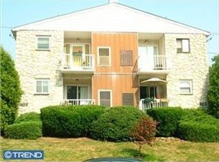 712 Willow St #B, Lansdale, PA