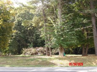 3729 N Lapeer Rd, Lapeer, MI 48446