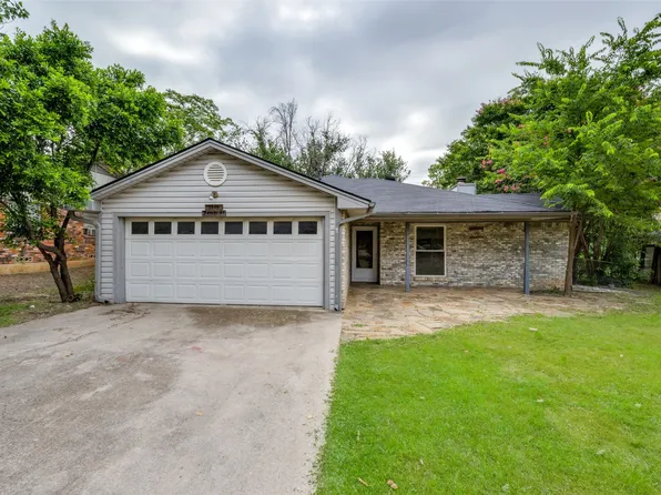 2004 Navajo St, Denton, TX 76209