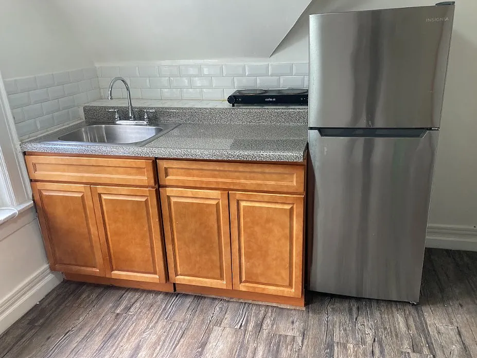 2 bed, 1800 sqft, $950 — Photo 3
