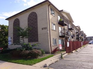 8701 W Foster Ave Unit 209, Chicago, IL 60656