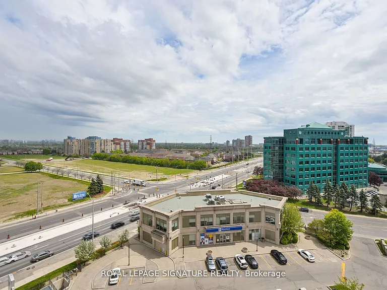 25 Kingsbridge Garden Cir #1126 — Photo 45