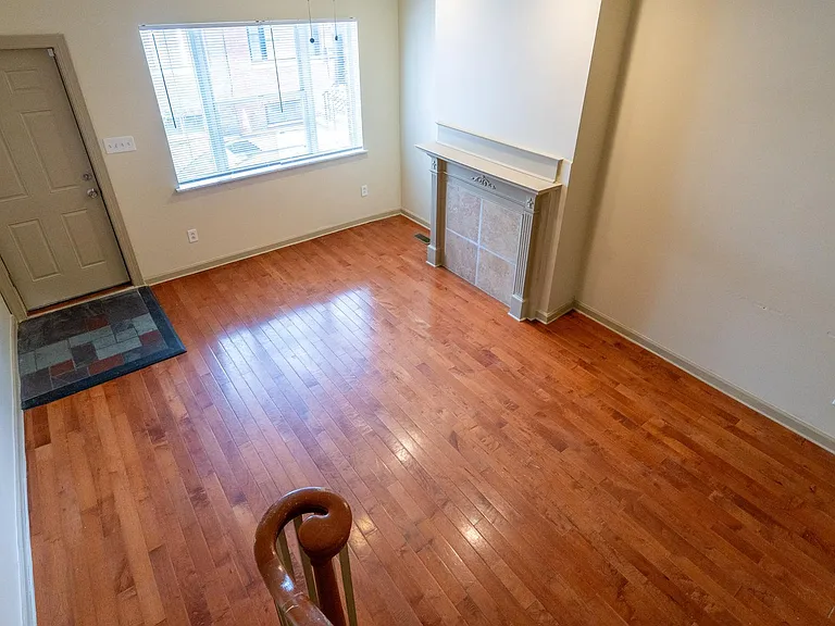 2022 S Opal St — Photo 7