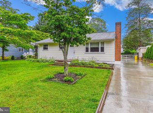 71 Riverside Dr, Severna Park, MD 21146