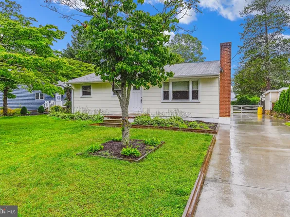 71 Riverside Dr, Severna Park, MD 21146