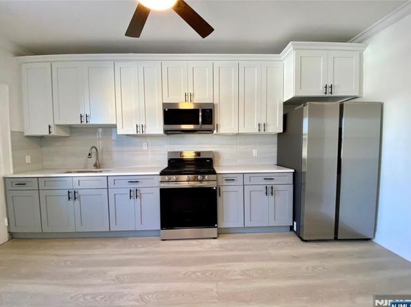 55 Spring St #1