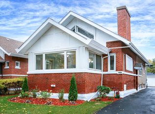 7226 S Bennett Ave, Chicago, IL 60649
