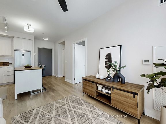 4th image of 38 Forest Manor Rd #503