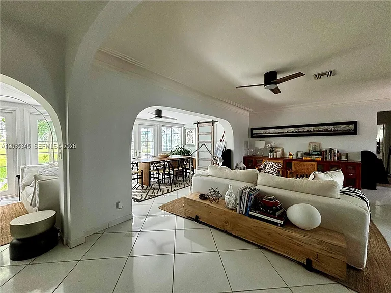 745 S Shore Dr — Photo 6
