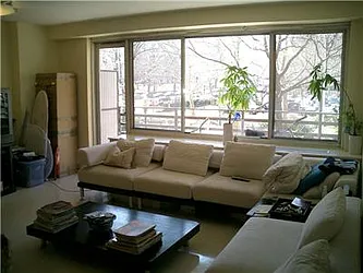 Rented by R New York