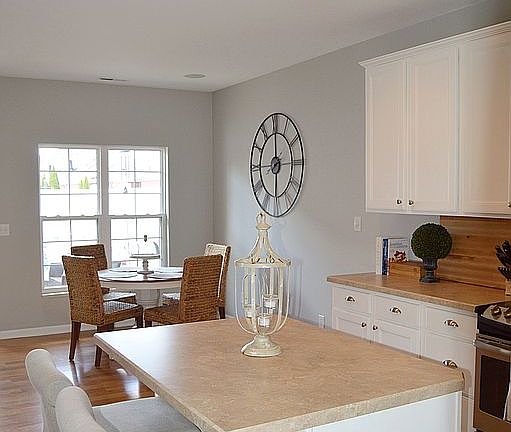 4th image of 15444 Clearbrook St