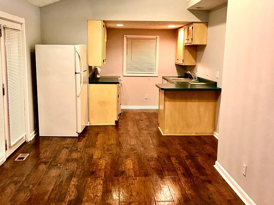 3416 Paoli Pike, Floyds Knobs, IN 47119 Zillow