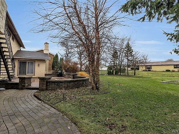 5th image of 660 S Colony Rd