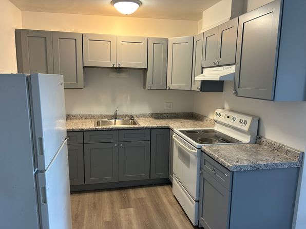 7318 Oakwood Ave APT 8, Lyons, IL 60534
