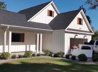 26 Depot Rd, Haddam, CT 06441