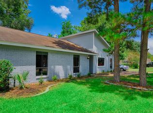 9871 Dove Ct, Conroe, TX 77385