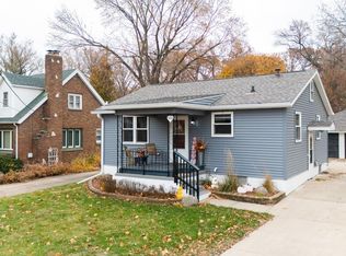 320 Ehrett St, Creve Coeur, IL 61610