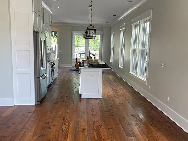 549 E Gwinnett St — Photo 7