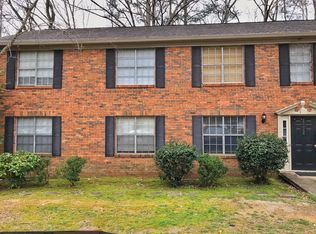 2139 Montreat Dr APT A, Vestavia Hills, AL 35216