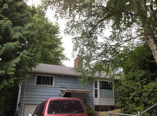 2346 NE 94th St, Seattle, WA 98115