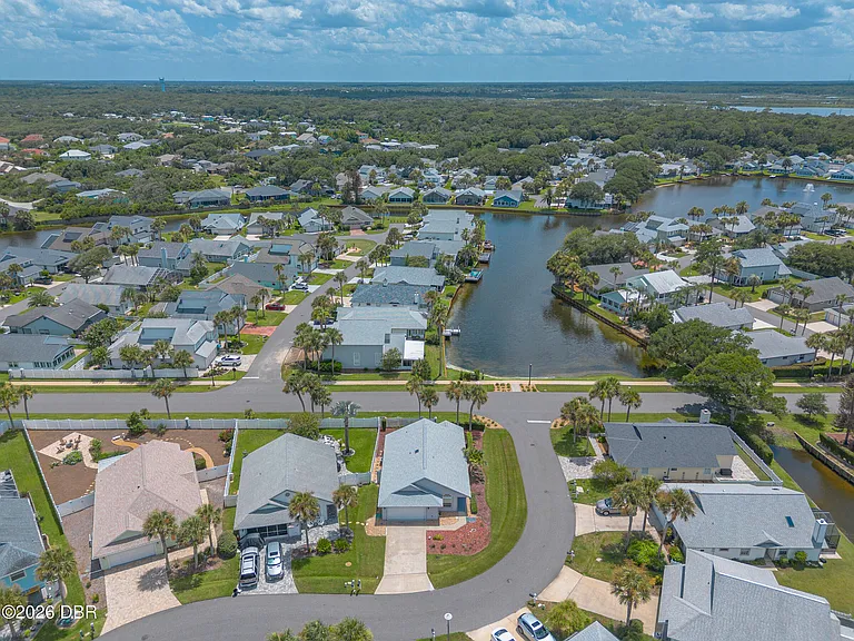 2 Nantucket Dr — Photo 12
